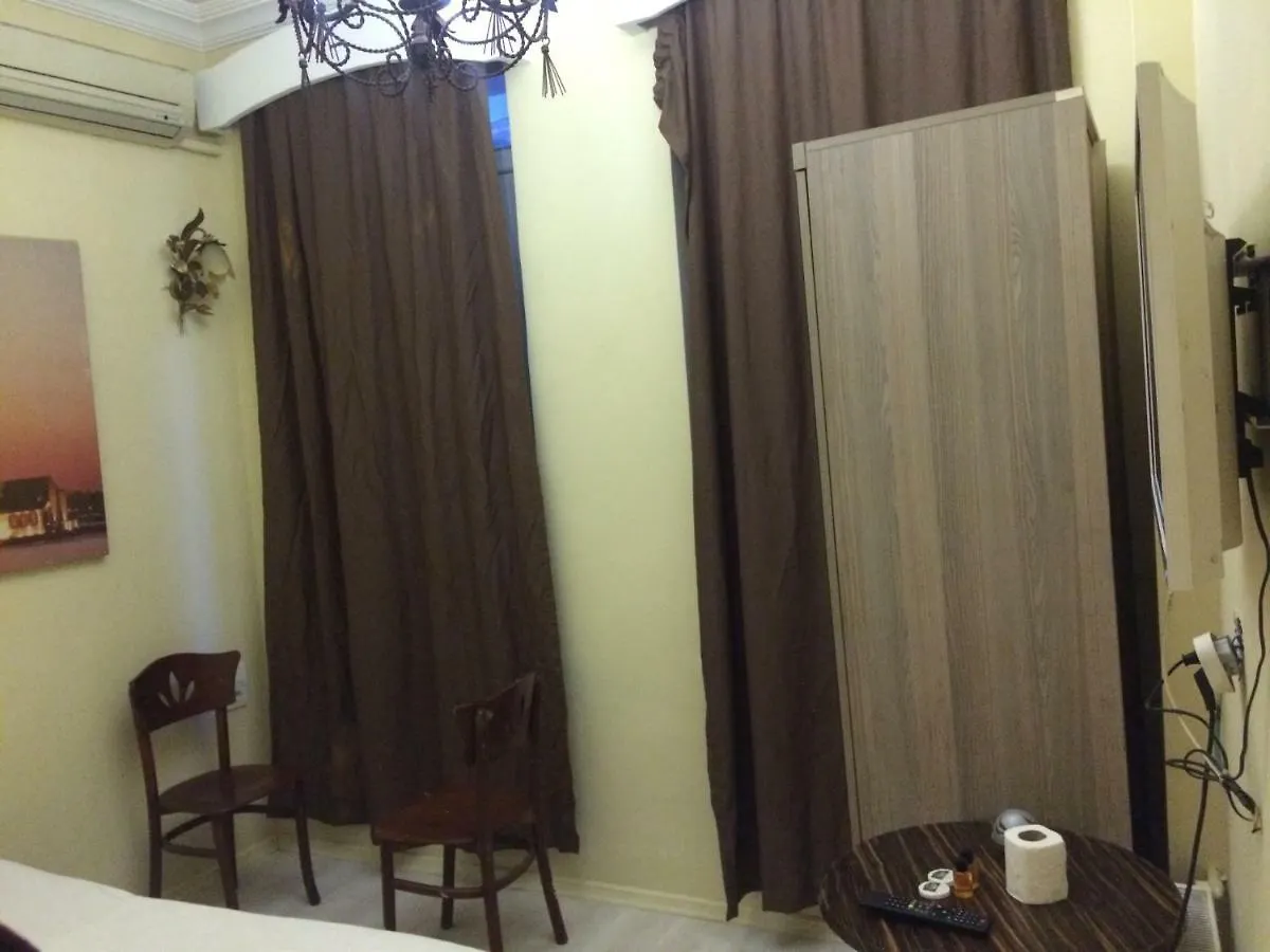 Oezguer Butik Otel تركيا